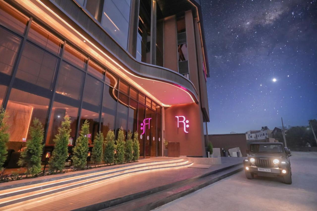Regenta Place Verka Amritsar Dış mekan fotoğraf